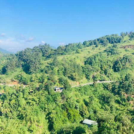 Riverbank Resort Gampola Dış mekan fotoğraf