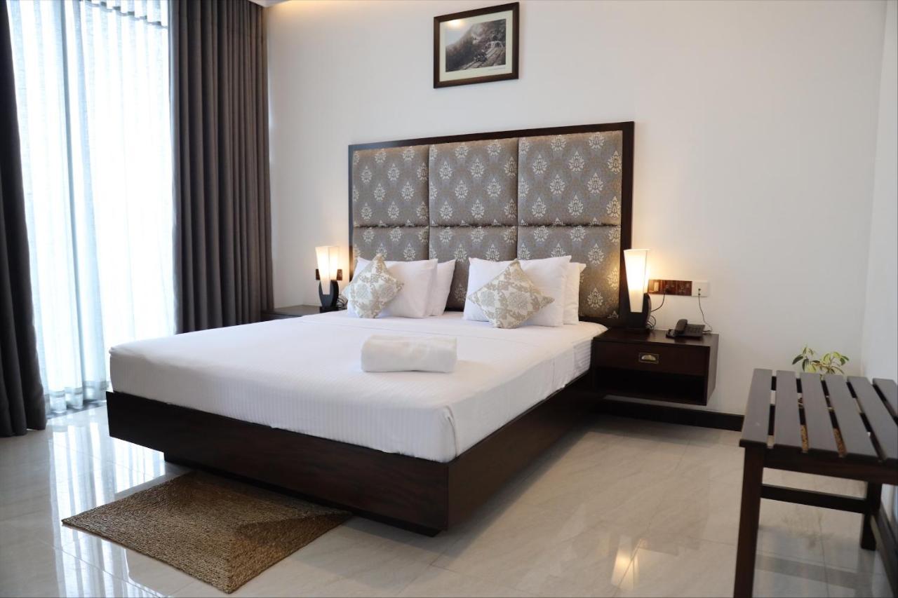Riverbank Resort Gampola Dış mekan fotoğraf