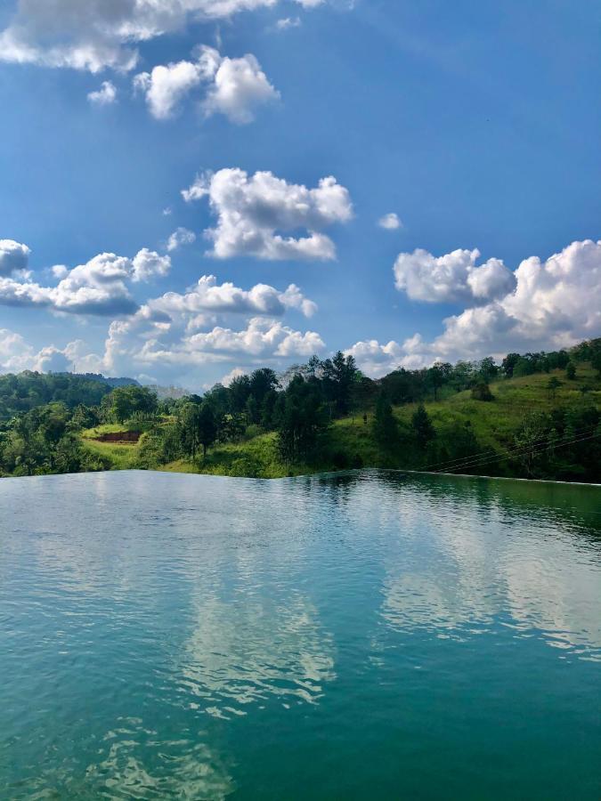 Riverbank Resort Gampola Dış mekan fotoğraf