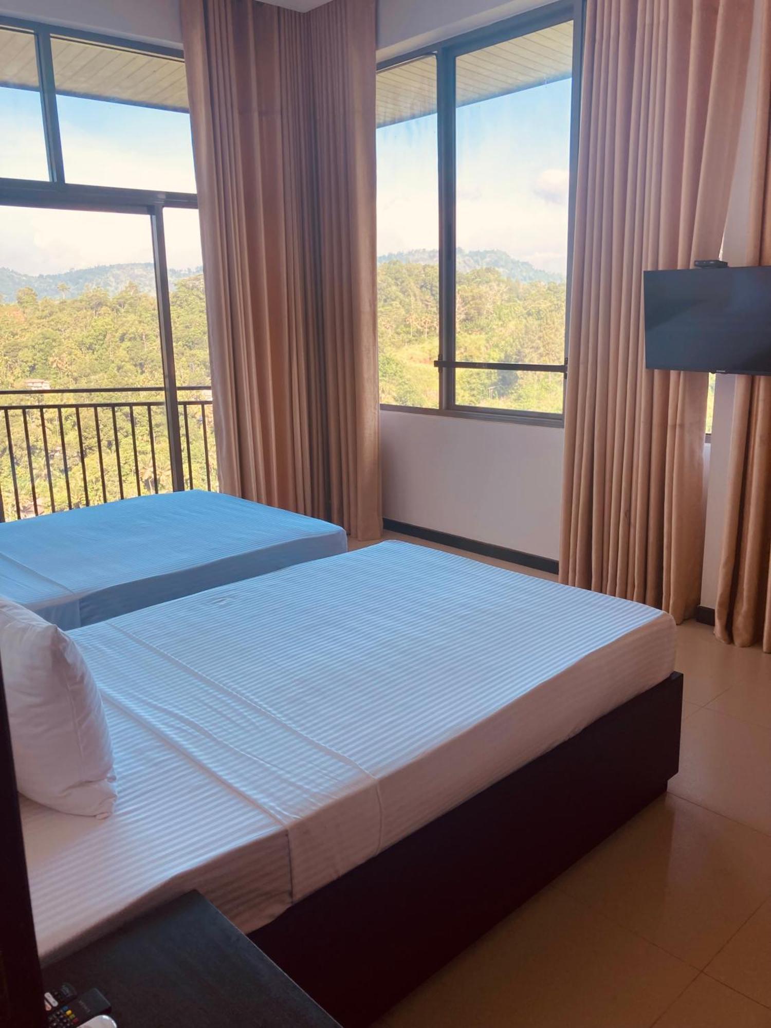 Riverbank Resort Gampola Dış mekan fotoğraf
