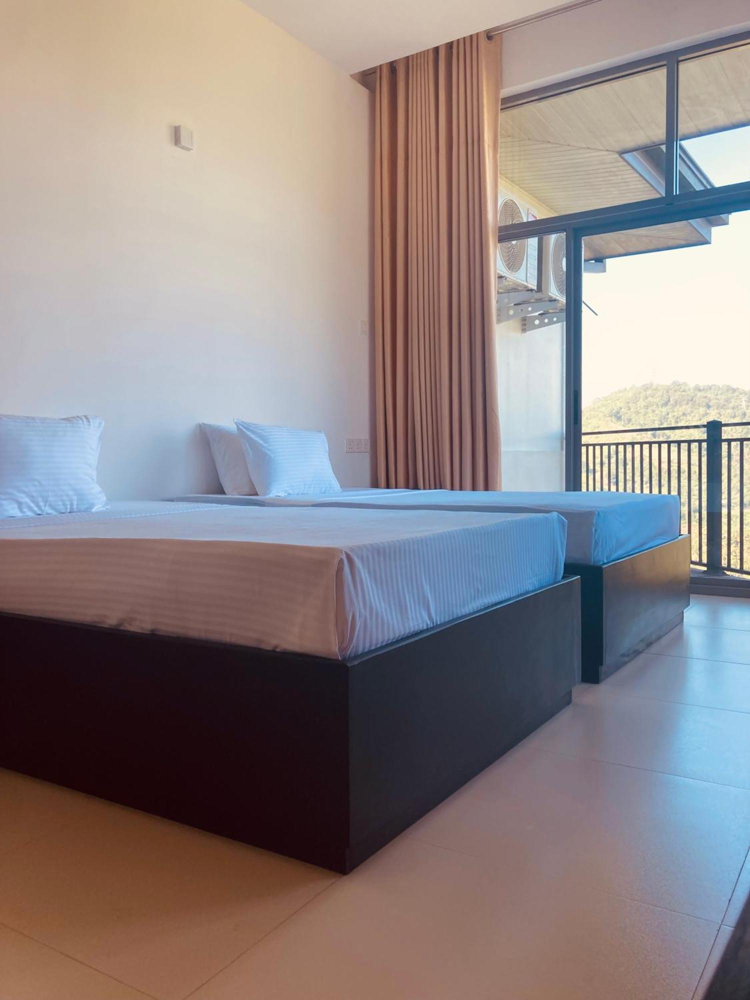 Riverbank Resort Gampola Dış mekan fotoğraf